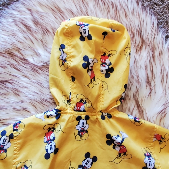 mickey mouse yellow jacket